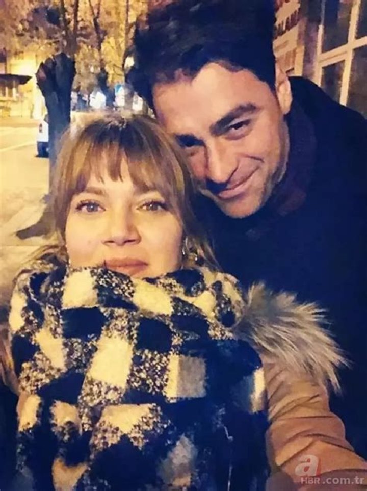 Sarp Levendoğlu ile Deniz Sipahi aşklarını ilan etti Son Dakika