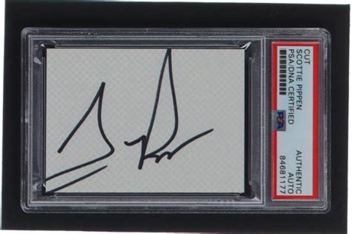 Scottie Pippen PSA AutographFacts℠