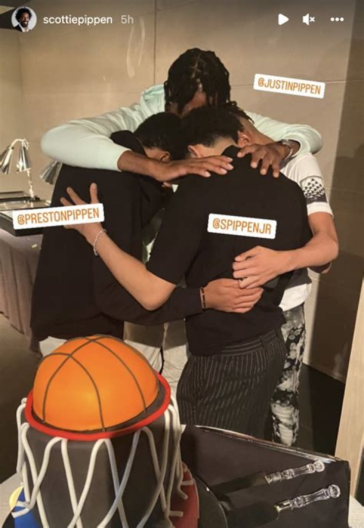 Scotty Pippen Jr. signs twoyear, twoway deal with Grizzlies amid team