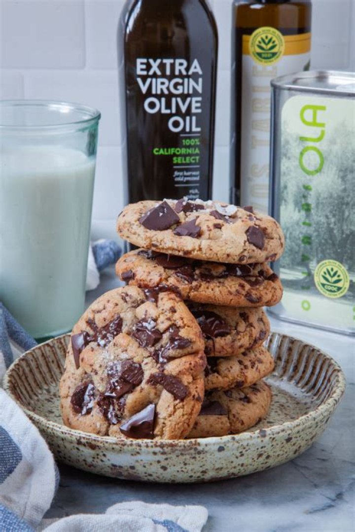 SeaSalted Olive Oil Chocolate Chip Cookies Will Complete Your Life