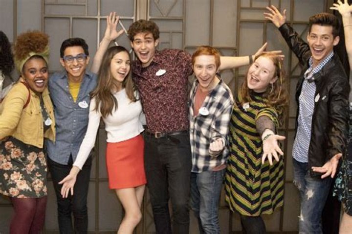 Season 3 of High School Musical The Musical The Series does Frozen