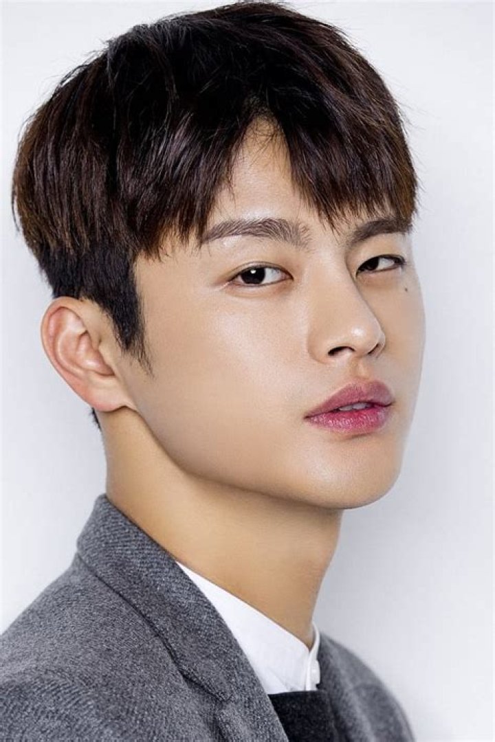 Seo In Guk, Quick