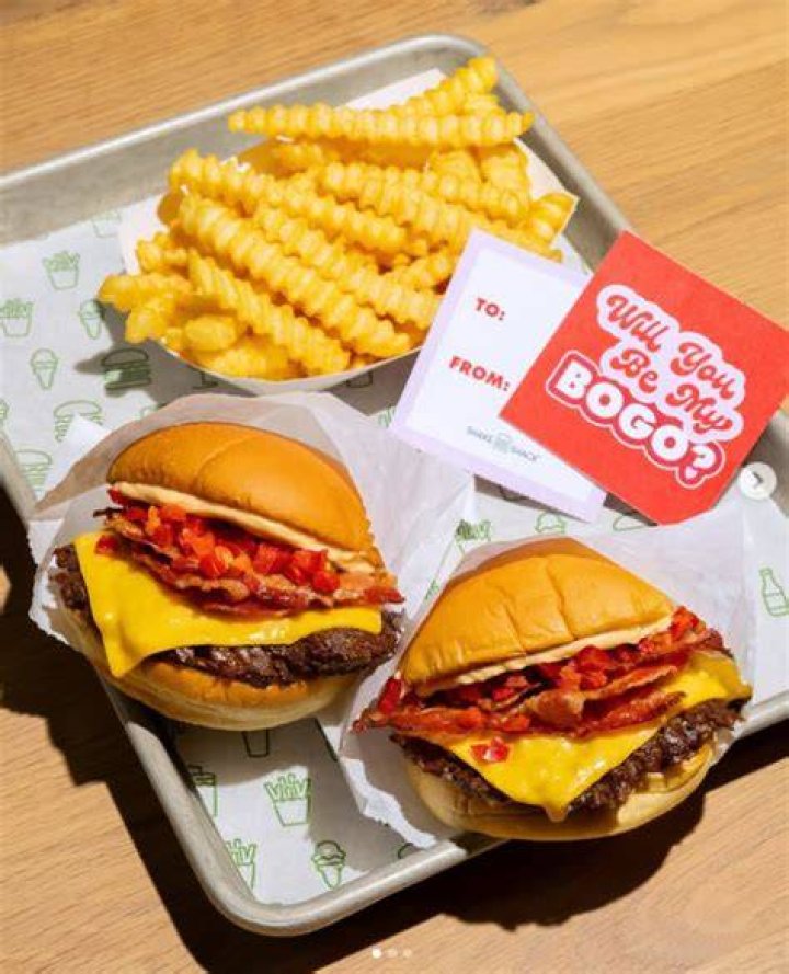 Shake Shack plans to open in Old Orchard mall Chicago Tribune