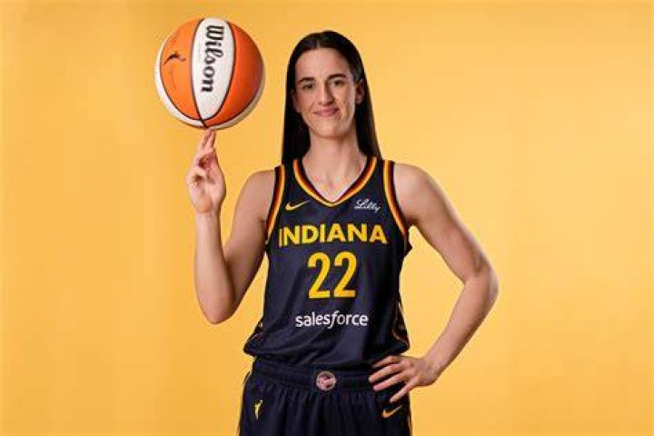 Share 62+ caitlin clark wallpaper best