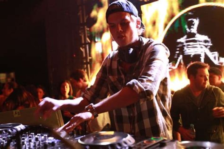 Skrillex pays tribute to Avicii You will forever remain an inspiration