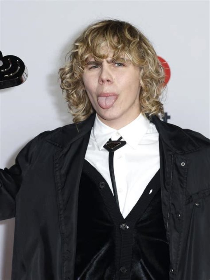 Sloane Howard, mother of popstar Kid Laroi, denies fraud charges, as