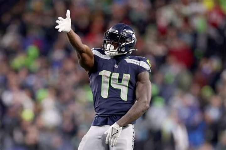 Smash or Pass DK Metcalf Lipstick Alley
