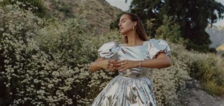 Snoh Aalegra Releases New Song 'Be My Summer'