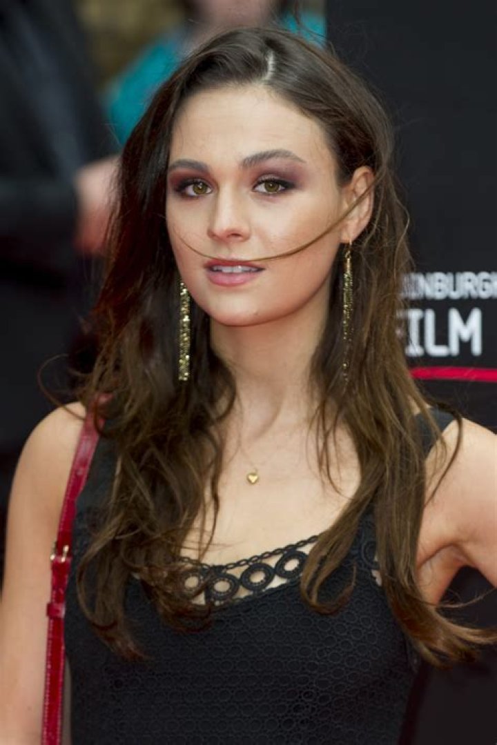 Sophie Skelton Bra Size, Age, Weight, Height, Measurements Celebrity