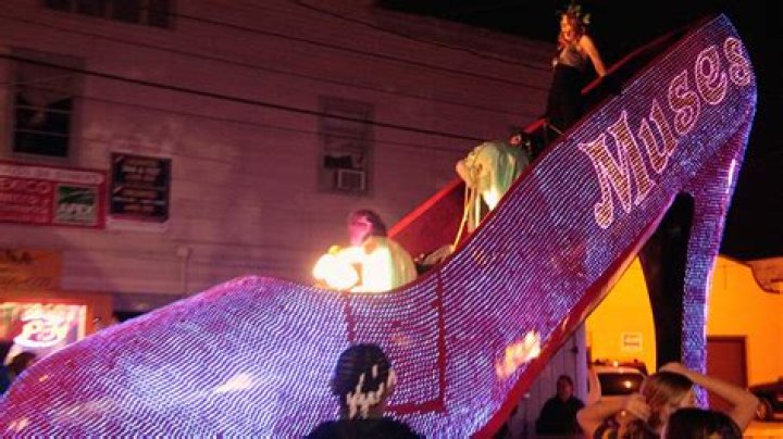 Spreading the joy Longer parade routes OKd for Mardi Gras Vancouver