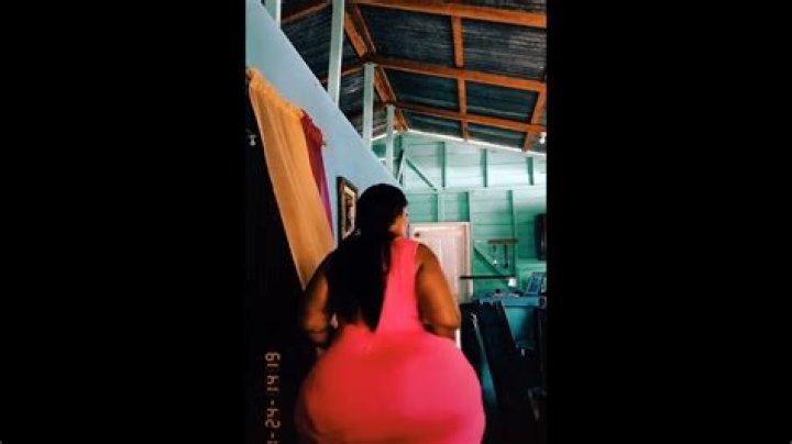 SSBBW DOMINICAN MEGA BOOTY DANCE YouTube