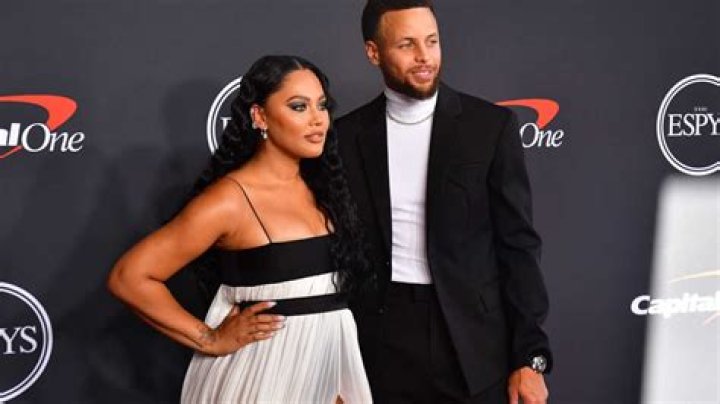Stephen Curry bio wife, age, height, stats, who is his father?