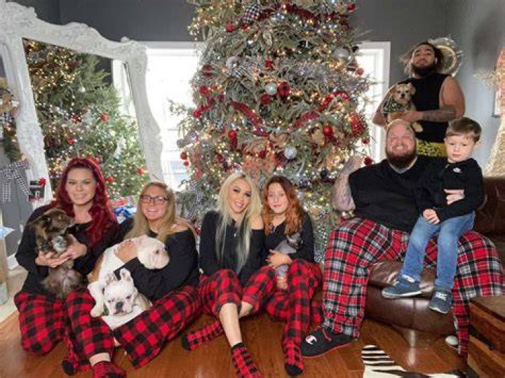 Stephen Sharer family wife, kids, parents, siblings Familytron