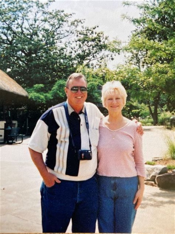 Steve Martin's Wife's Age Revealed