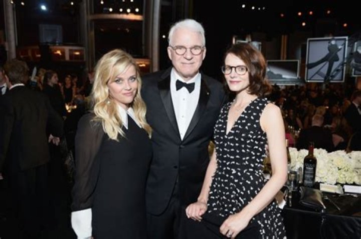 Steve Martin with wife and daughter
