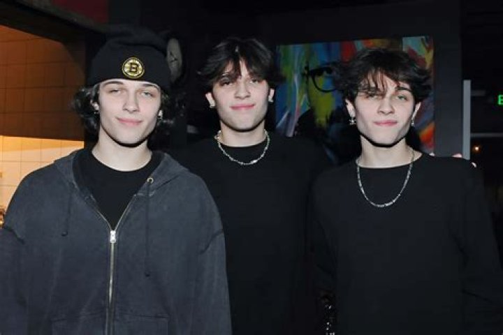 sturniolos & madi ! Triplets, Triplet babies, Love photos