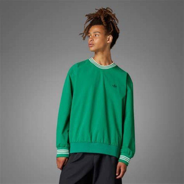 St&uuml;ssy logo crewneck sweatshirt green MODES
