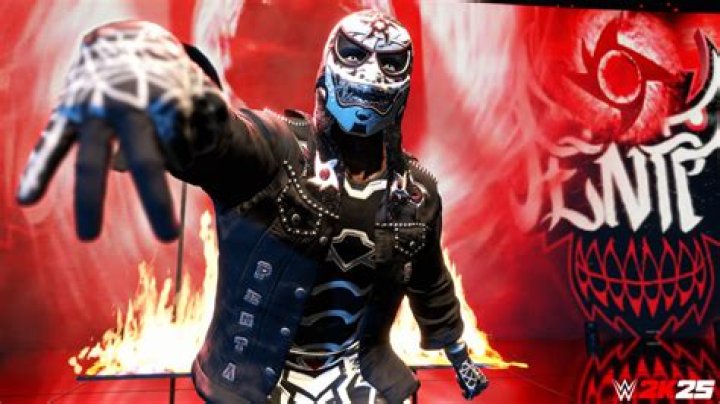 Superstarlar Eski Kemerlerle G&uuml;reşT&uuml;rkiye WWE T&uuml;rkiye
