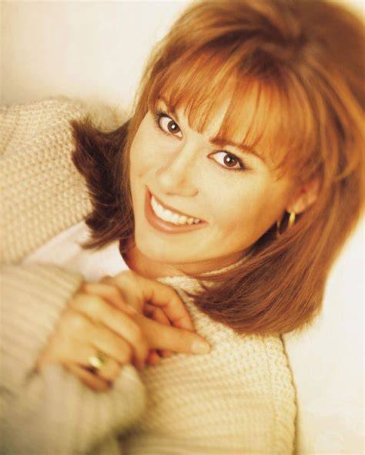 Suzy Bogguss, age 56. Best country music, Country music singers, Country music videos