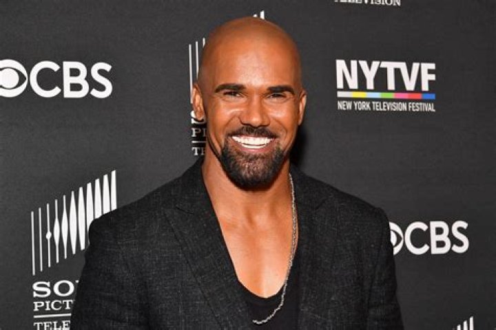 SWAT Actor Shemar Moore Shows off His Luxurious New Home & Car in a