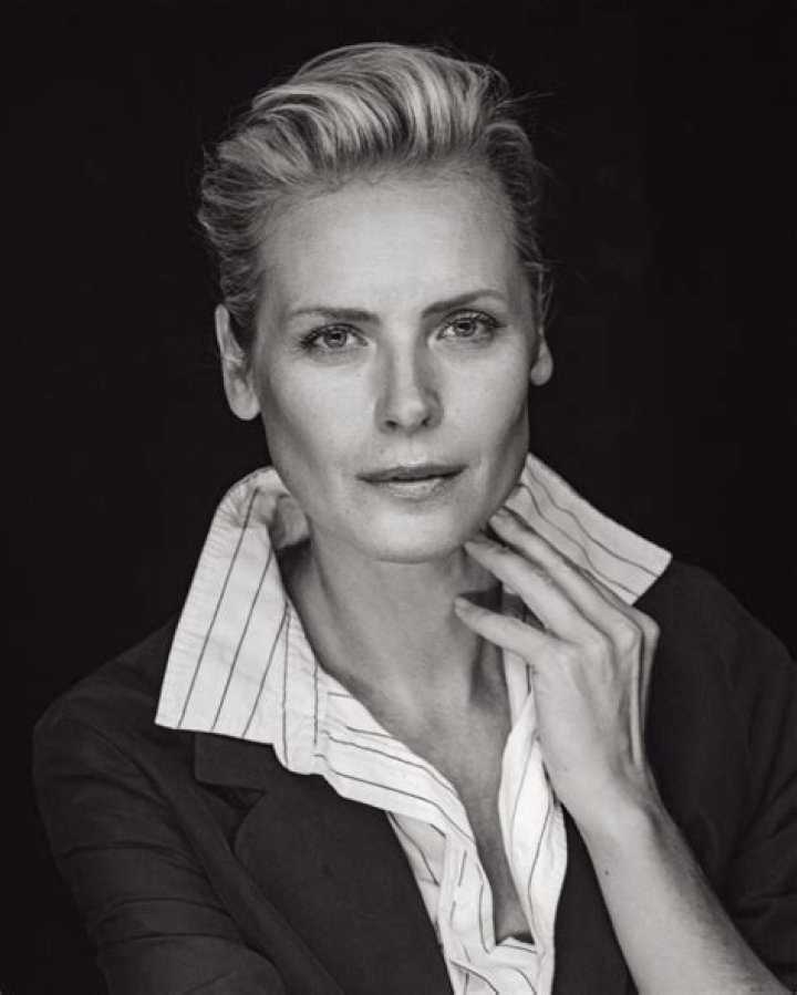 Synn&oslash;ve Macody Lund Lund, Top female celebrities, Portrait