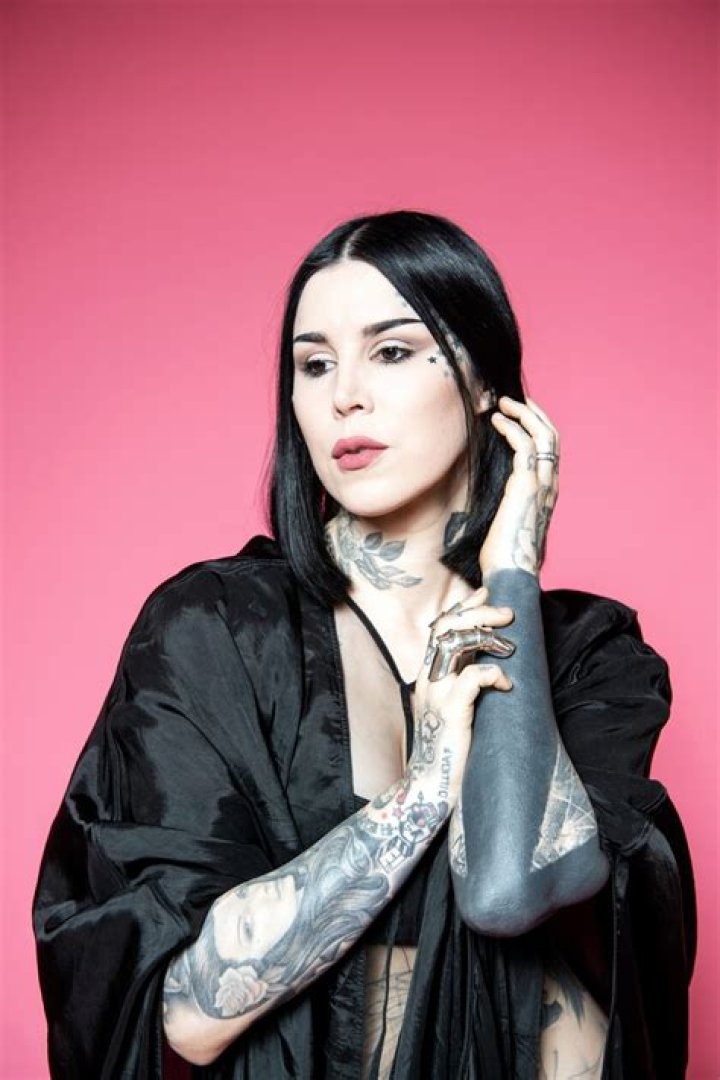 Tattoo artist Kat Von D is moving to Indiana, closing LA shop 'Goodbye