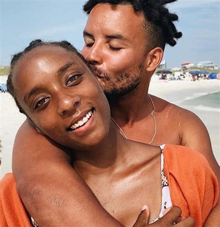 Tavior Mowry, Tia and Tamera's Brother, Is Married &mdash; See the Stunning Photo
