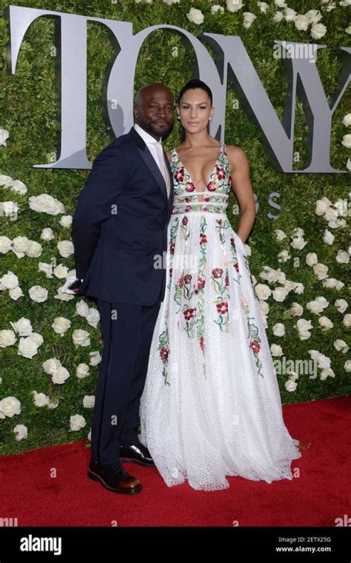 Taye Diggs and Amanza Smith's love story The real reason &lsquo;Selling
