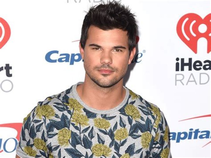 Taylor Lautner Does A Recent Netflix Movie Signal A Hollywood Comeback?