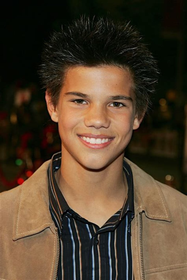 Taylor Lautner from 2009 Kids' Choice Awards E! News