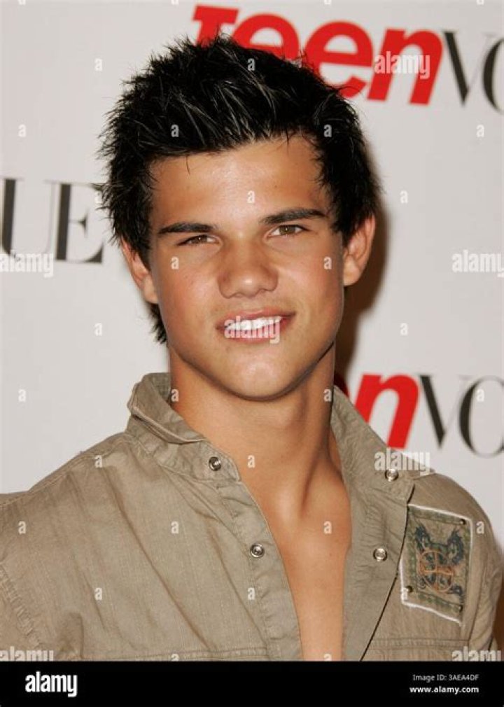 Taylor Lautner Young or older Taylor Lautner Fanpop