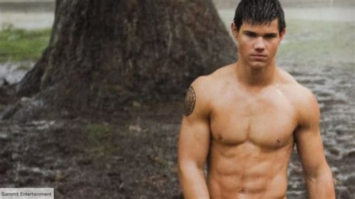 Taylor Lautner's Former Costar Taylor Dooley Protests Against Disney
