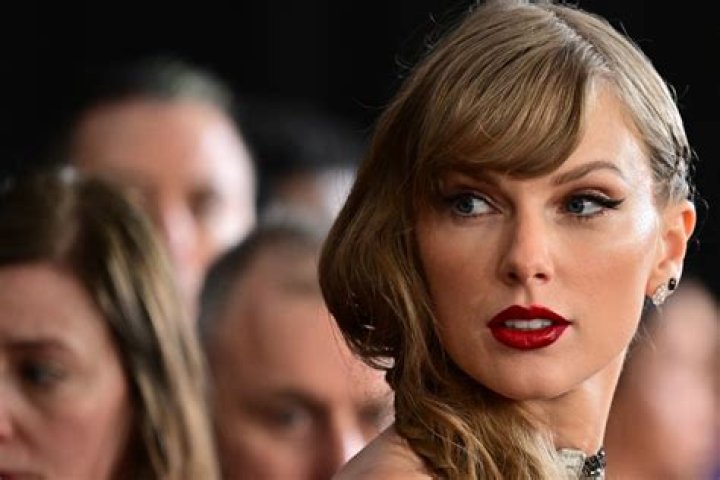Taylor Swift Photos Generated by AI PhotoNews247