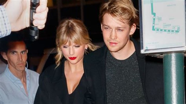 Taylor Swift Steps Out with Bigger Boobs and a Crop of Curls in NYC