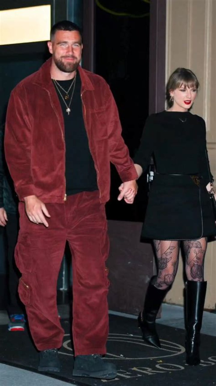 Taylor Swift supported Travis Kelce at Chiefs games before relationship