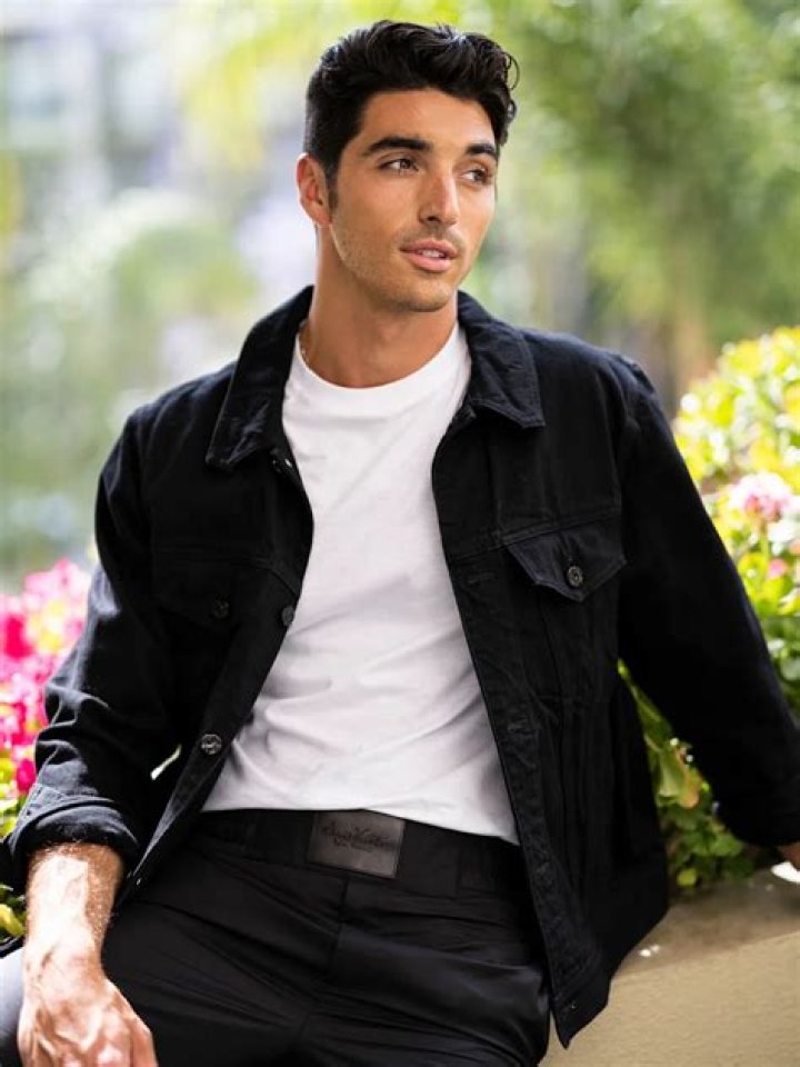 Taylor Zakhar Perez Broke Out in &lsquo;The Kissing Booth.&rsquo; Now He Plans for
