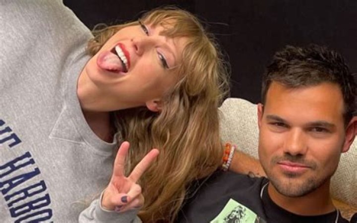 Taylor&Friends Taylor Dooley Taylor Lautner Fan Art (33201229) Fanpop