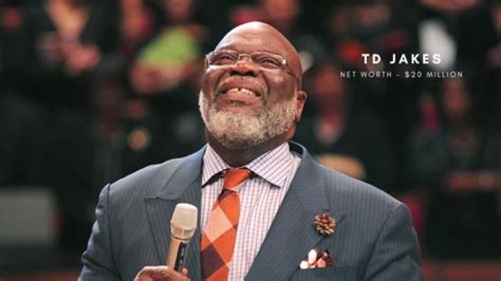 T.D. Jakes Net Worth & Earnings (2023)