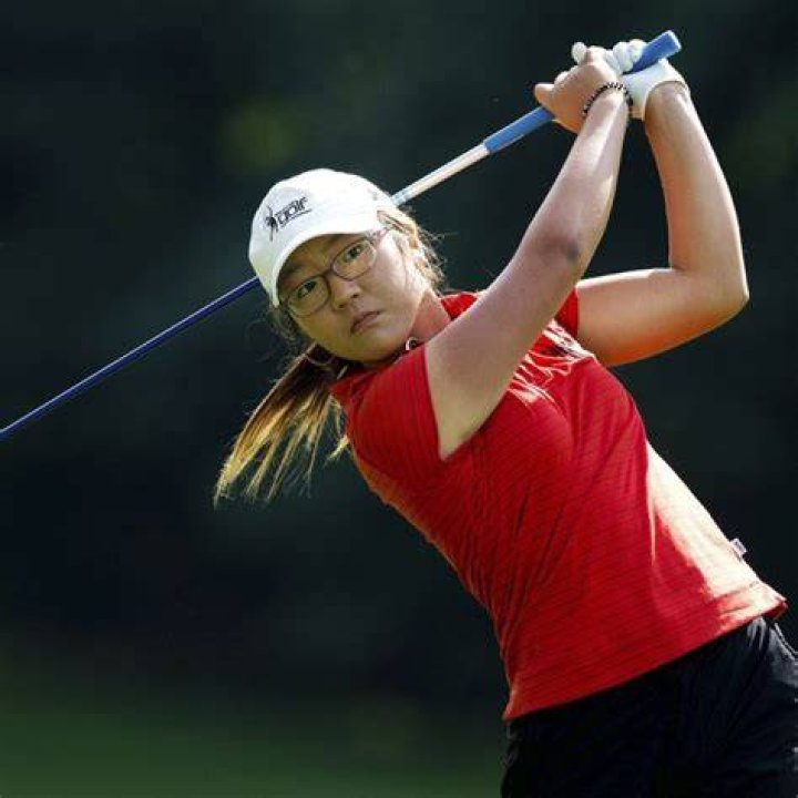 Teen golfer Lydia Ko deserves to be a pro, and the rewards that come