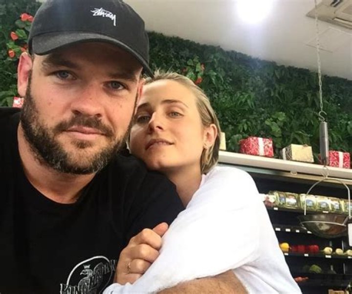 Tessa James and husband Nate Miles are expecting their first baby WHO