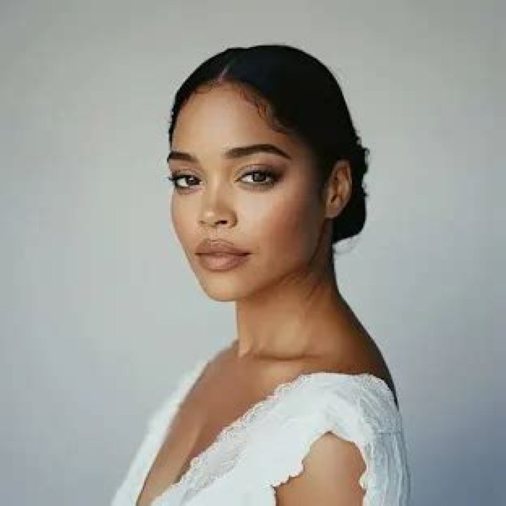 Tessa Thompson Age, Net Worth, Boyfriend, Father, Family and Biography