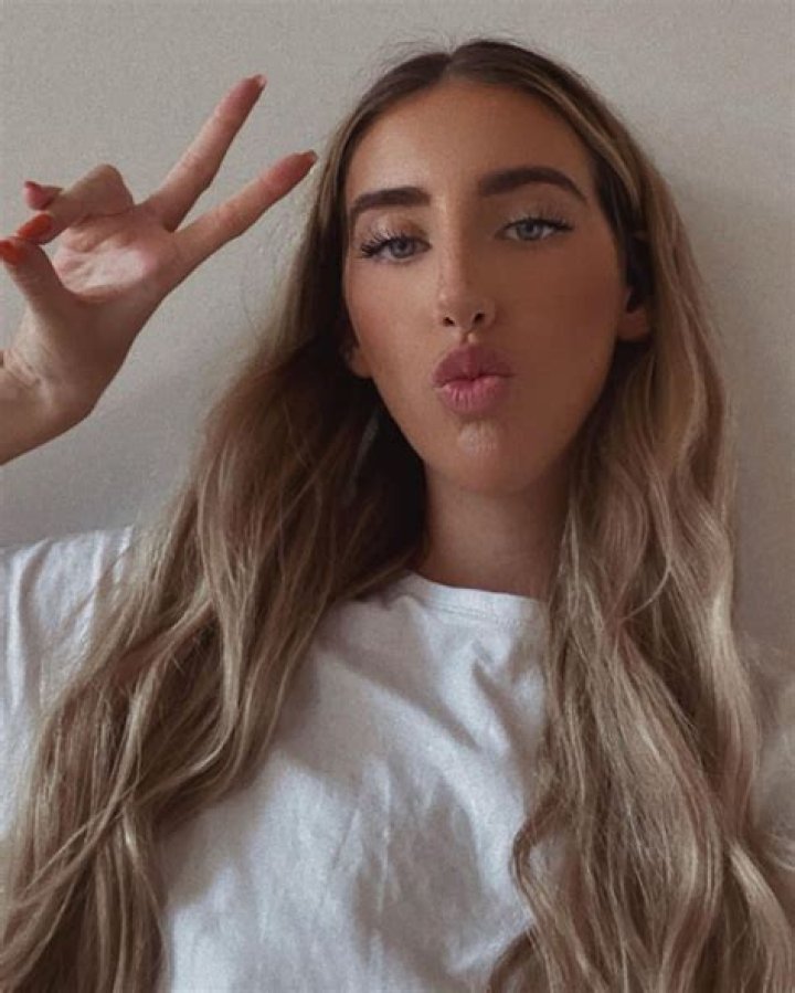 The "alyssamcbride Onlyfans Leak" And Its Far-Reaching Implications