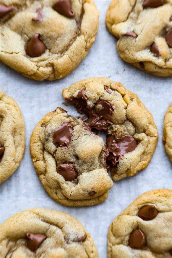 The BEST Chocolate Chip Cookies Broma Bakery