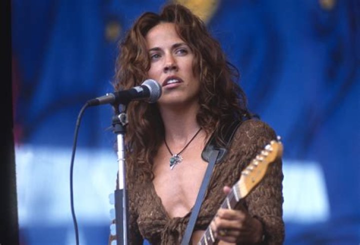 The Closest Sheryl Crow Came to a No. 1 Hit Song Was 1994's 'All I