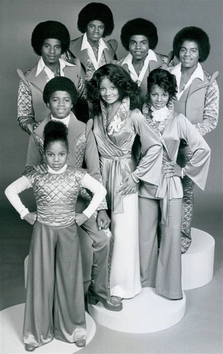 THE JACKSONS SIBLINGS VARIETY SHOW 8X10 PUBLICITY PHOTO (BB544)
