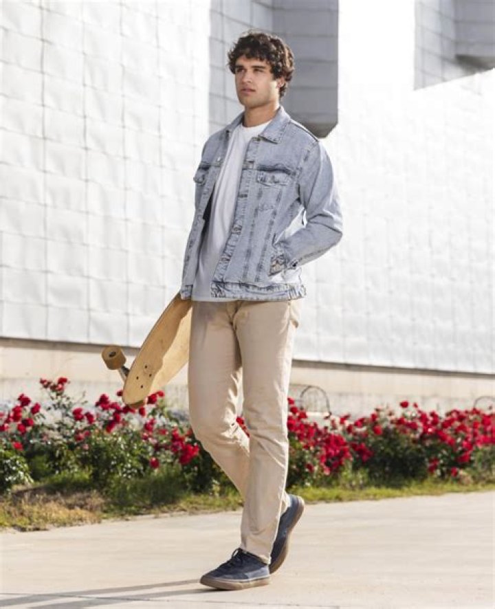 THE MODEL Model, Men casual, Mens tops