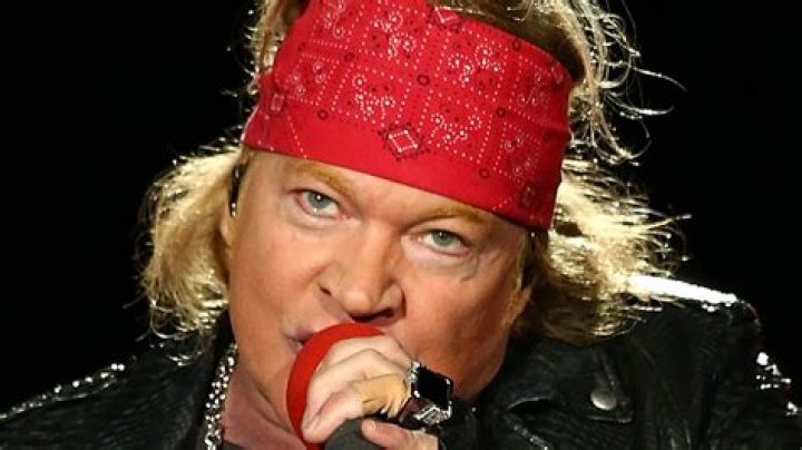 This is Axl Rose's blood family, but unfortunately his parents were not