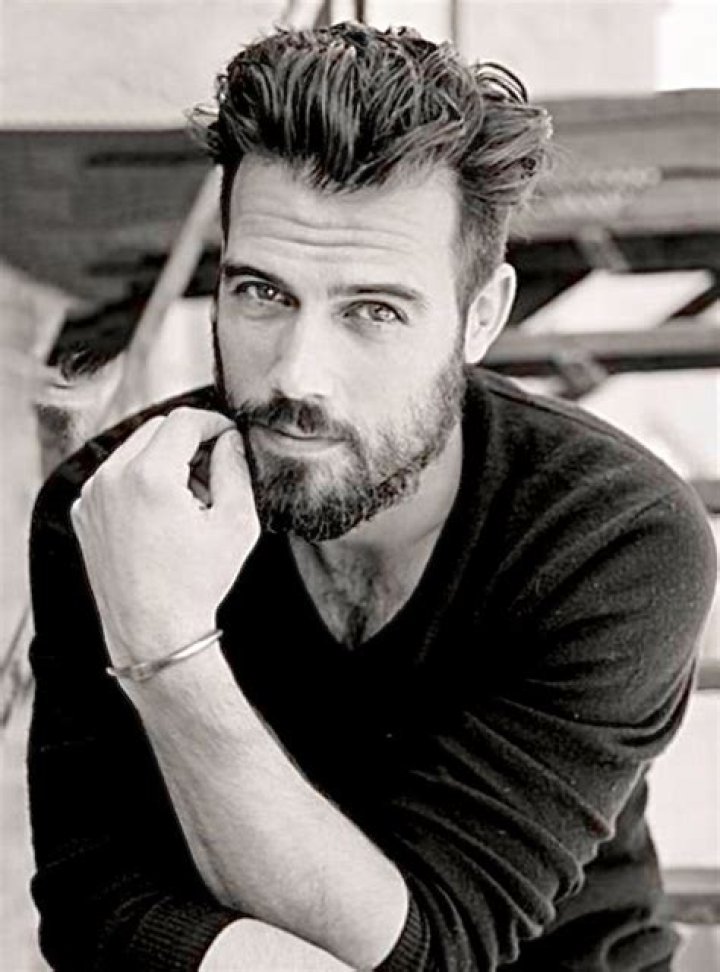 Thomas Beaudoin Bio, Net Worth, Ethnicity, Salary, Girlfriend, Height