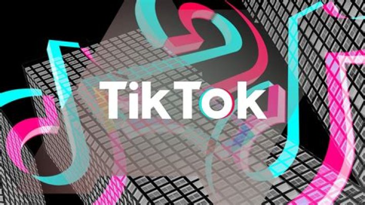 TikTok How to tell who's viewing your profile