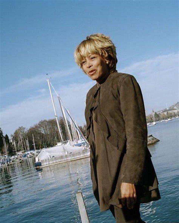 Tina Turner Trauert Um Ihren Verstorbenen Sohn Ronnie Web De My XXX